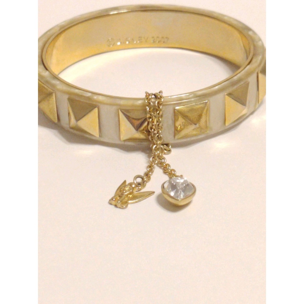 2007 Disney TinkerBell Rhinestone Charm Bangle Bracelet Ivory Enamel Gold Studs